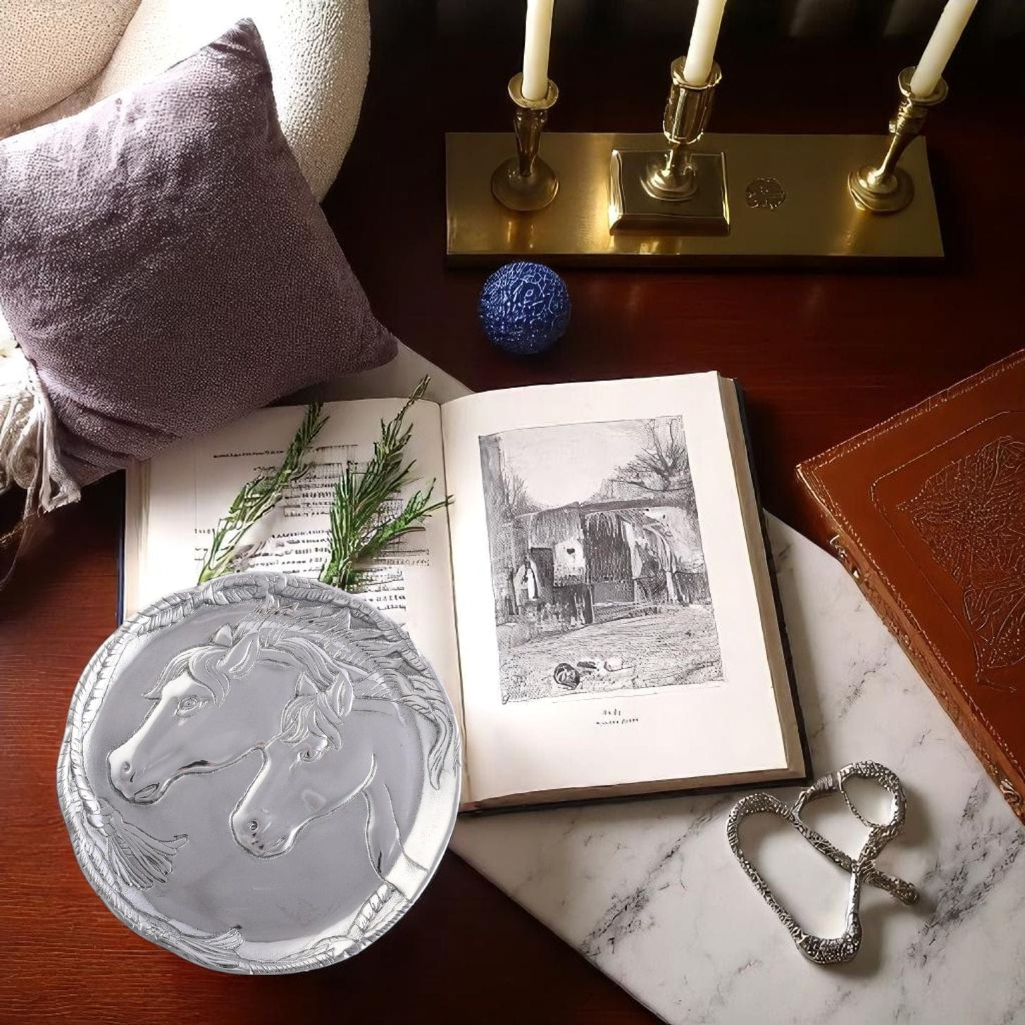 Cast Aluminum Horse Treat Cookie Stand