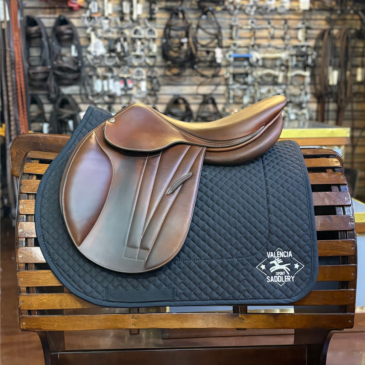BUTET Premium Saddle P17" 1"