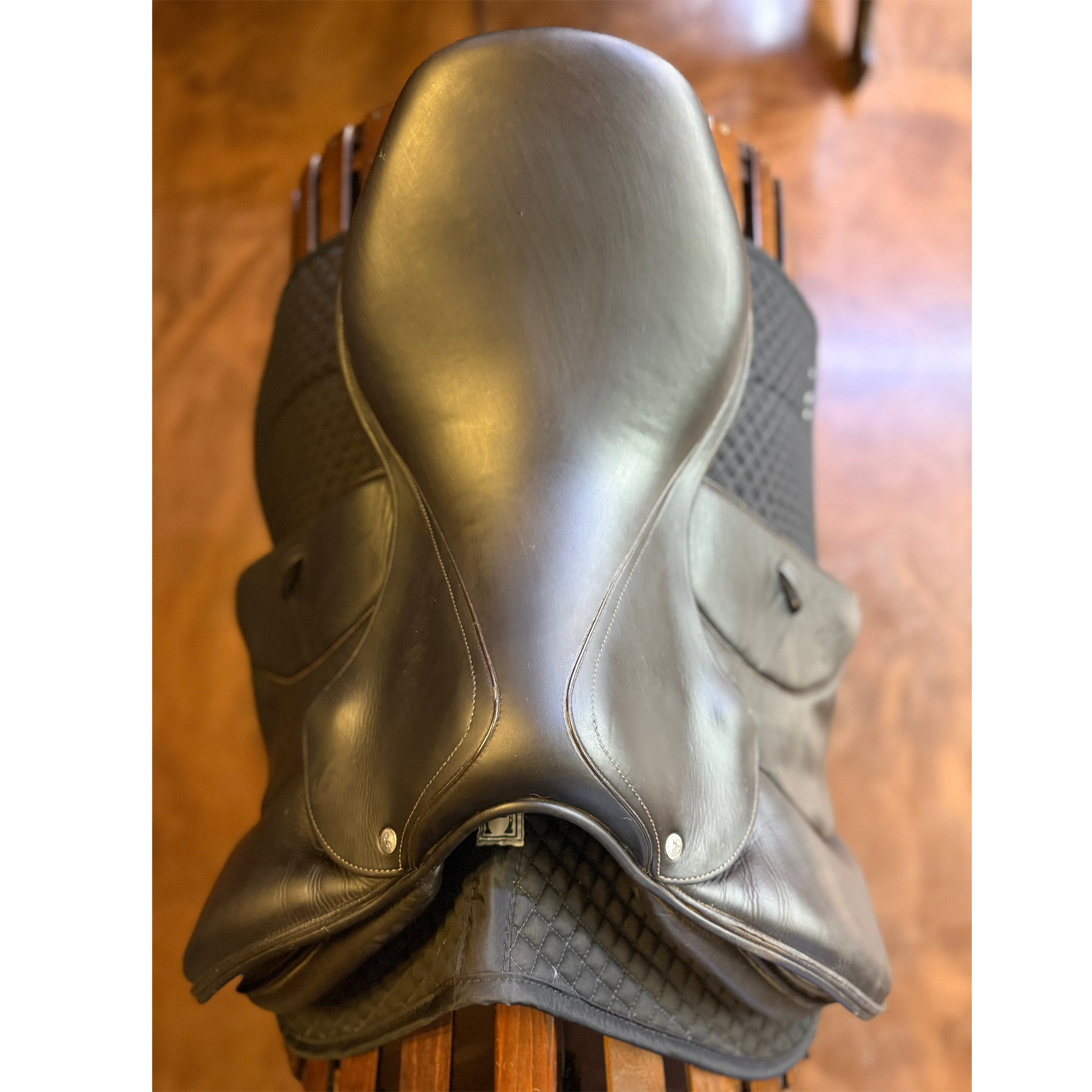 Voltaire Palm Beach saddle 18" 3A