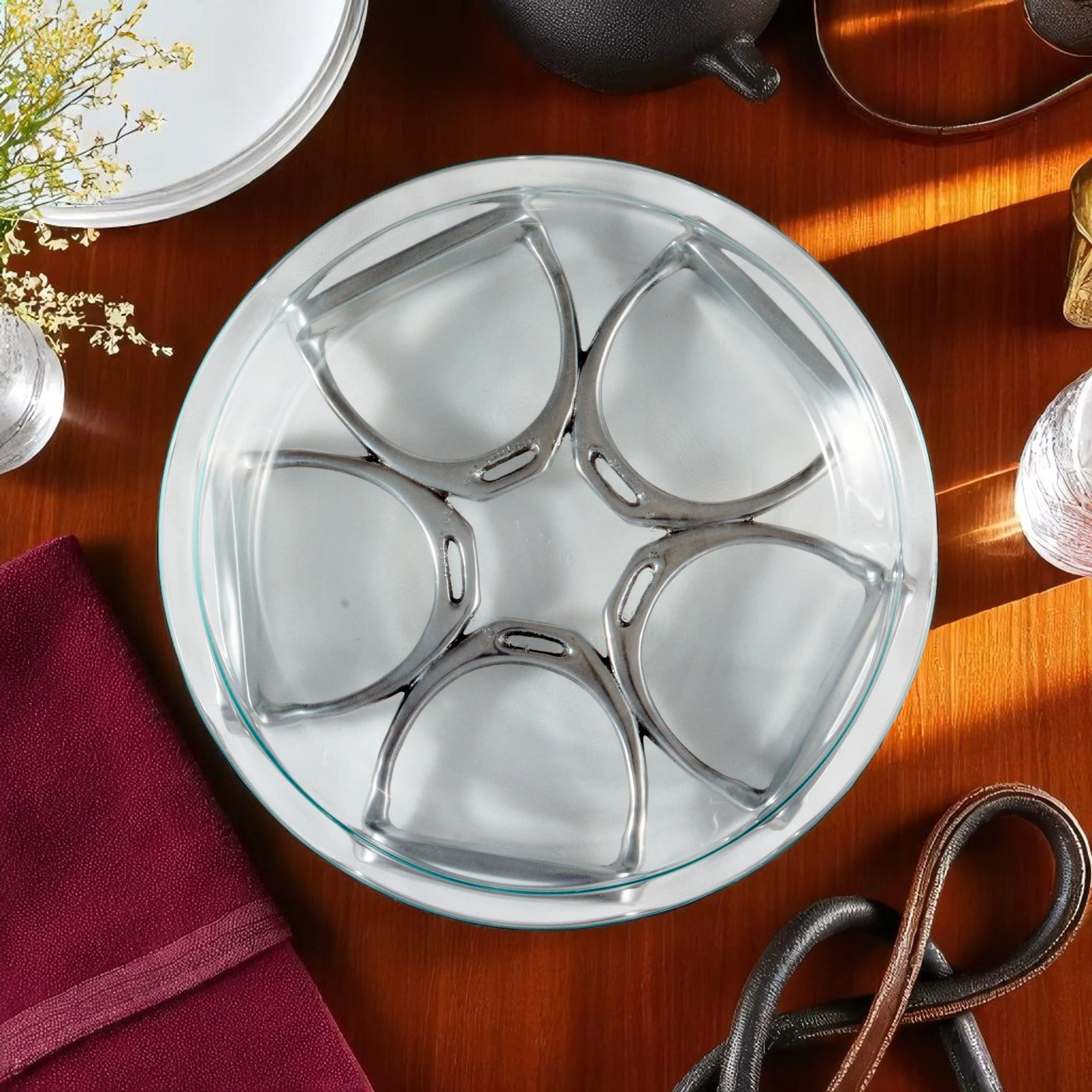 Cast Aluminum Stirrup Pie Trivet 9"