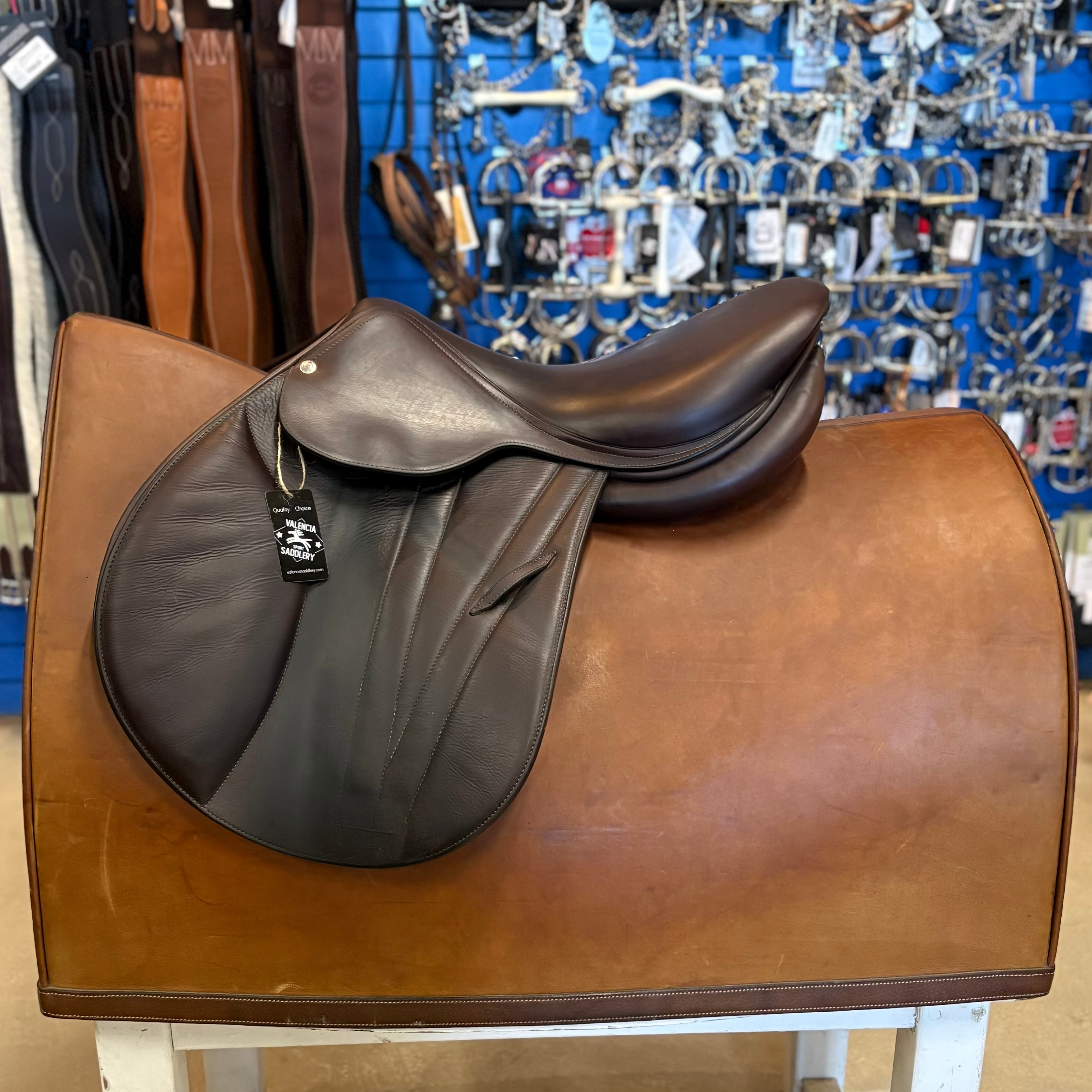 BUTET Premium Saddle L17" 2.25