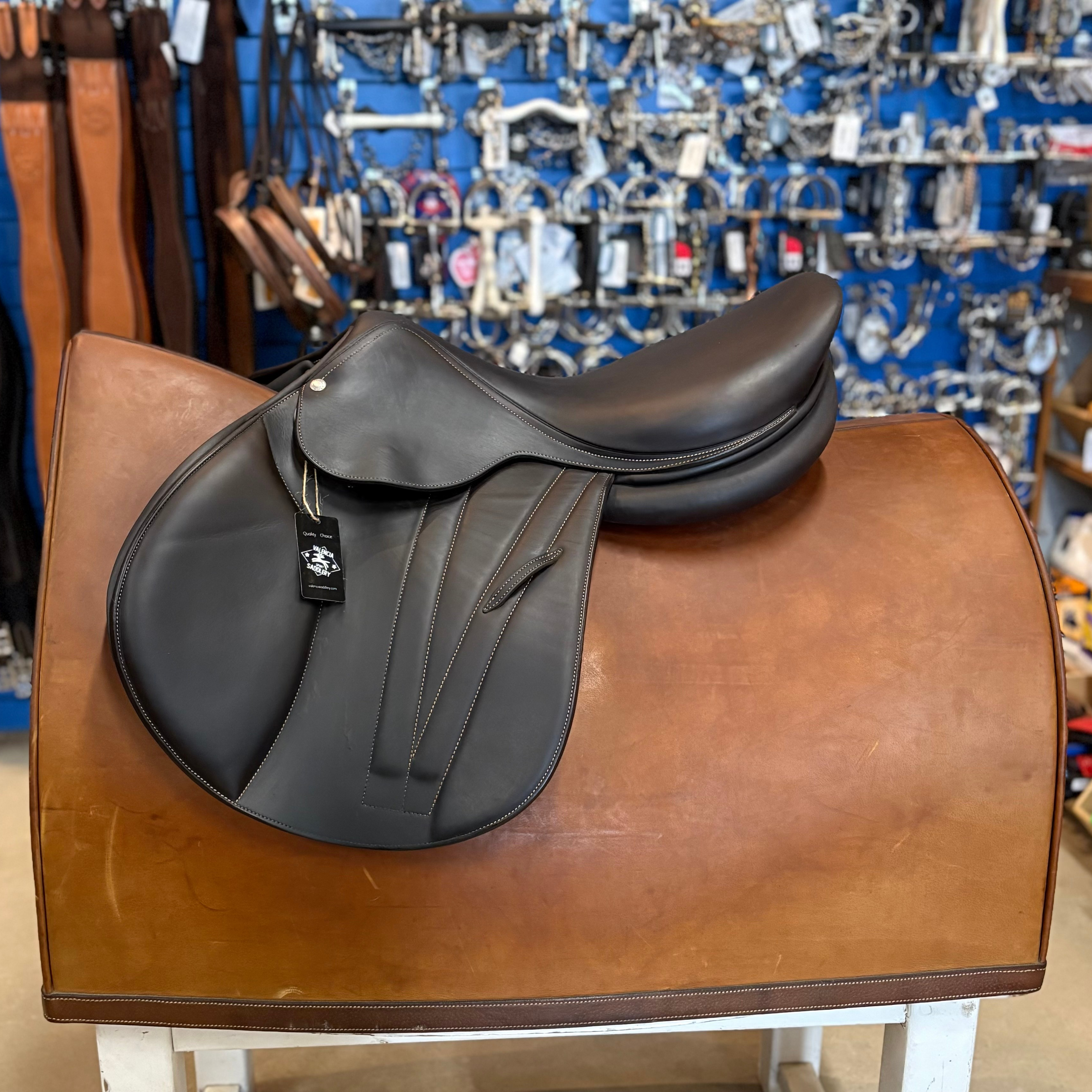 Butet Premium Saddle M17.5", 2.5 C