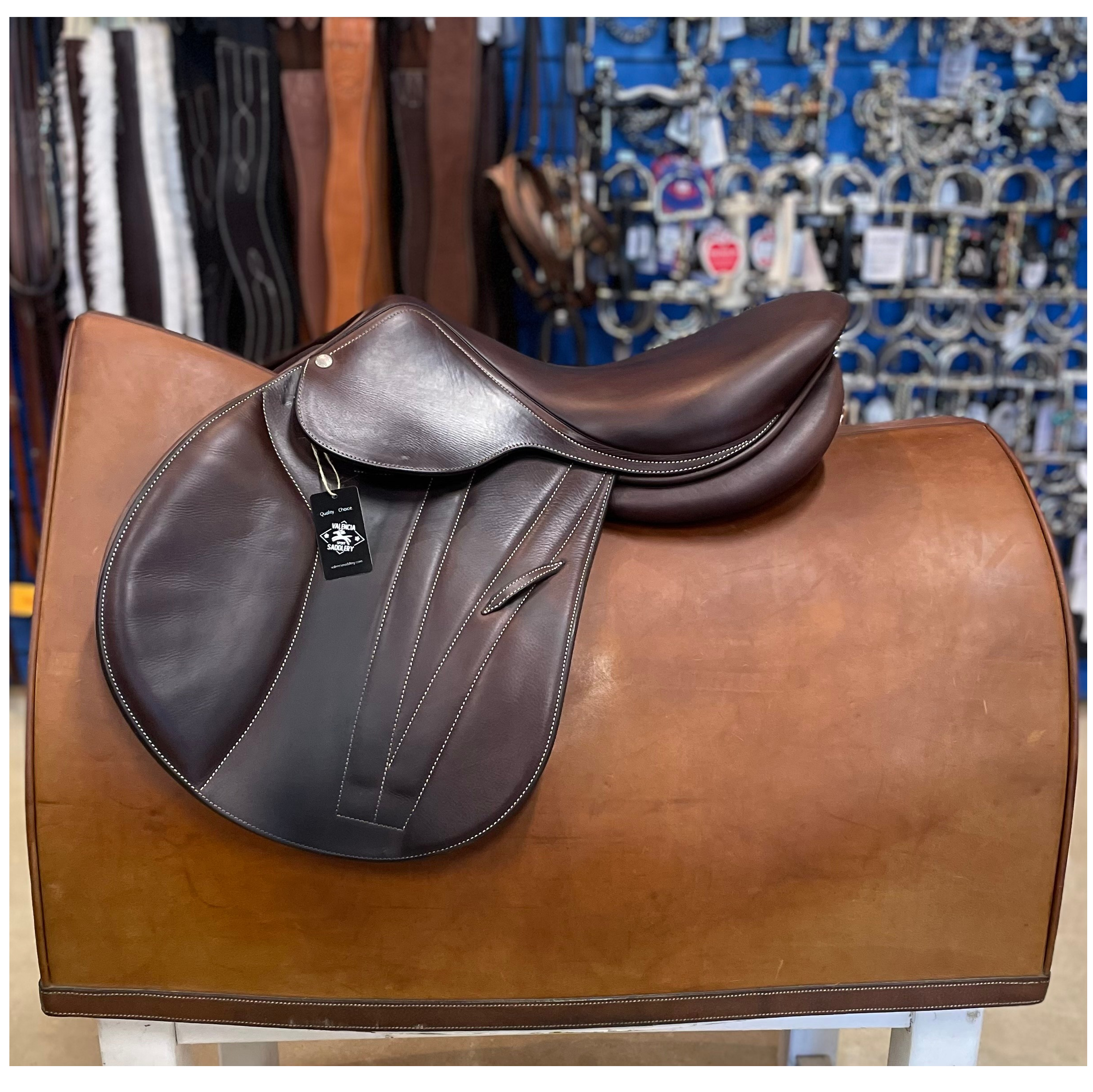 BUTET Premium Saddle L17" 2.25