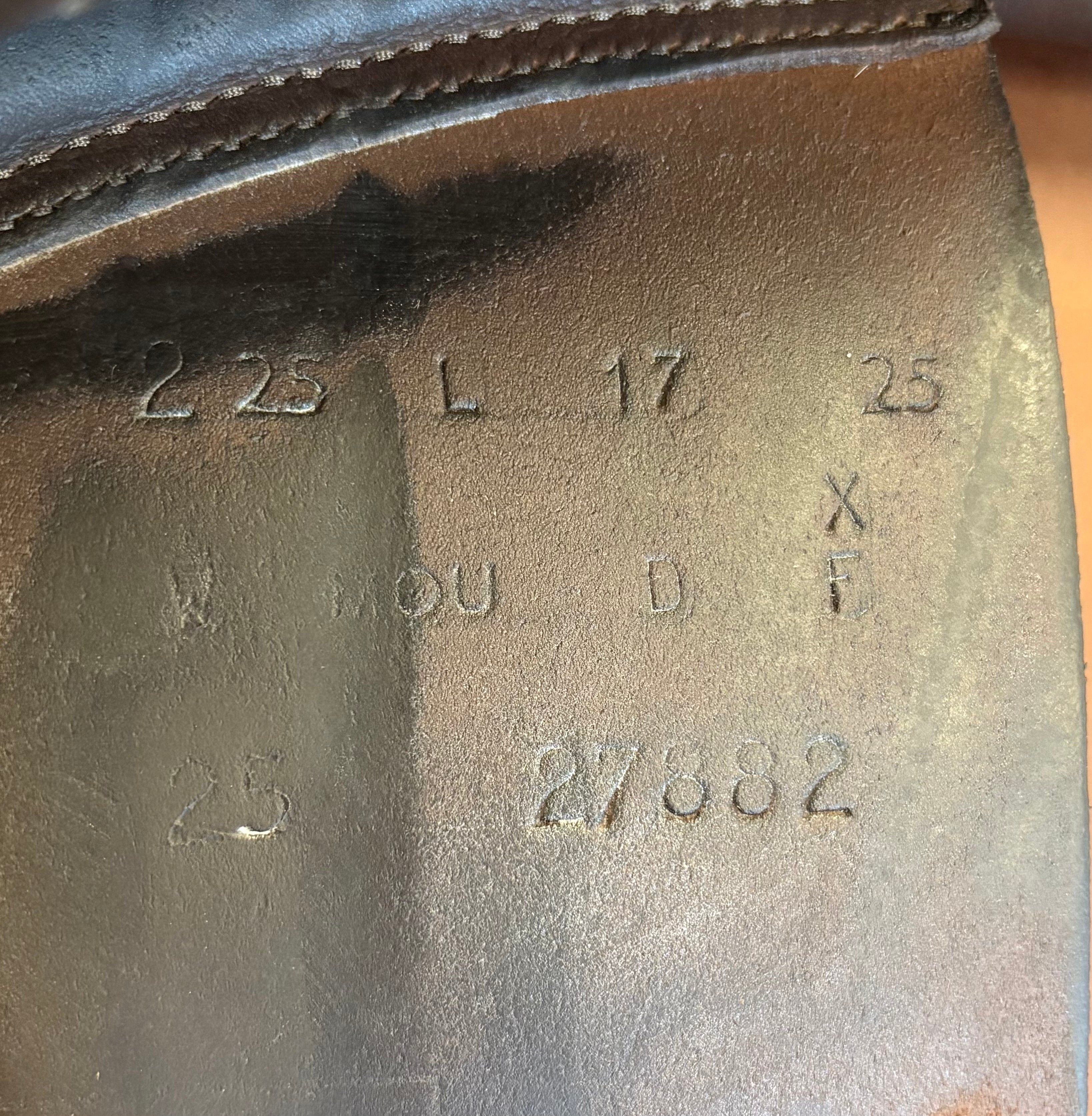 BUTET Premium Saddle L17" 2.25