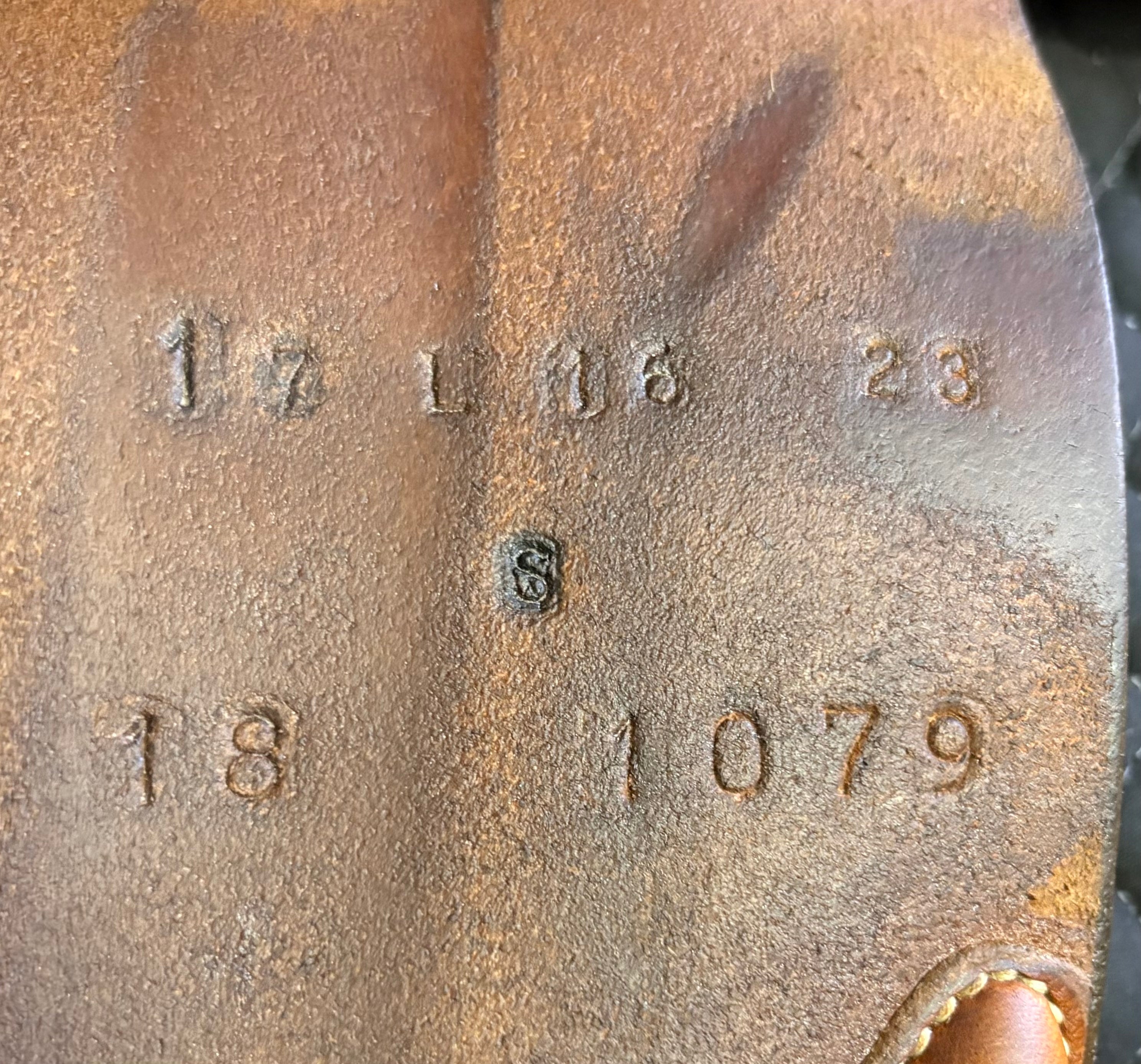 BUTET Grained Saddle L16" 1