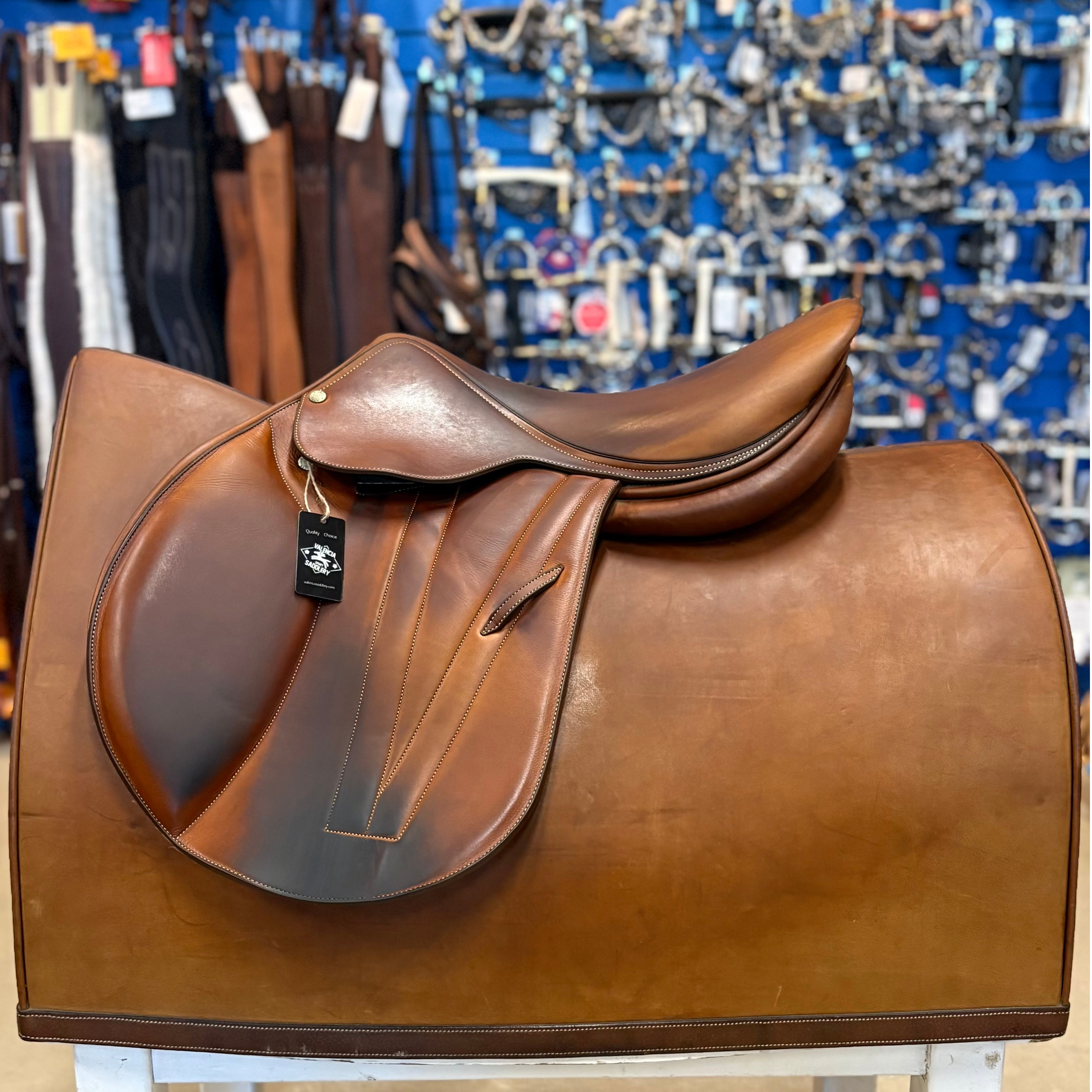 Butet Premium Saddle L18" 2.25 long