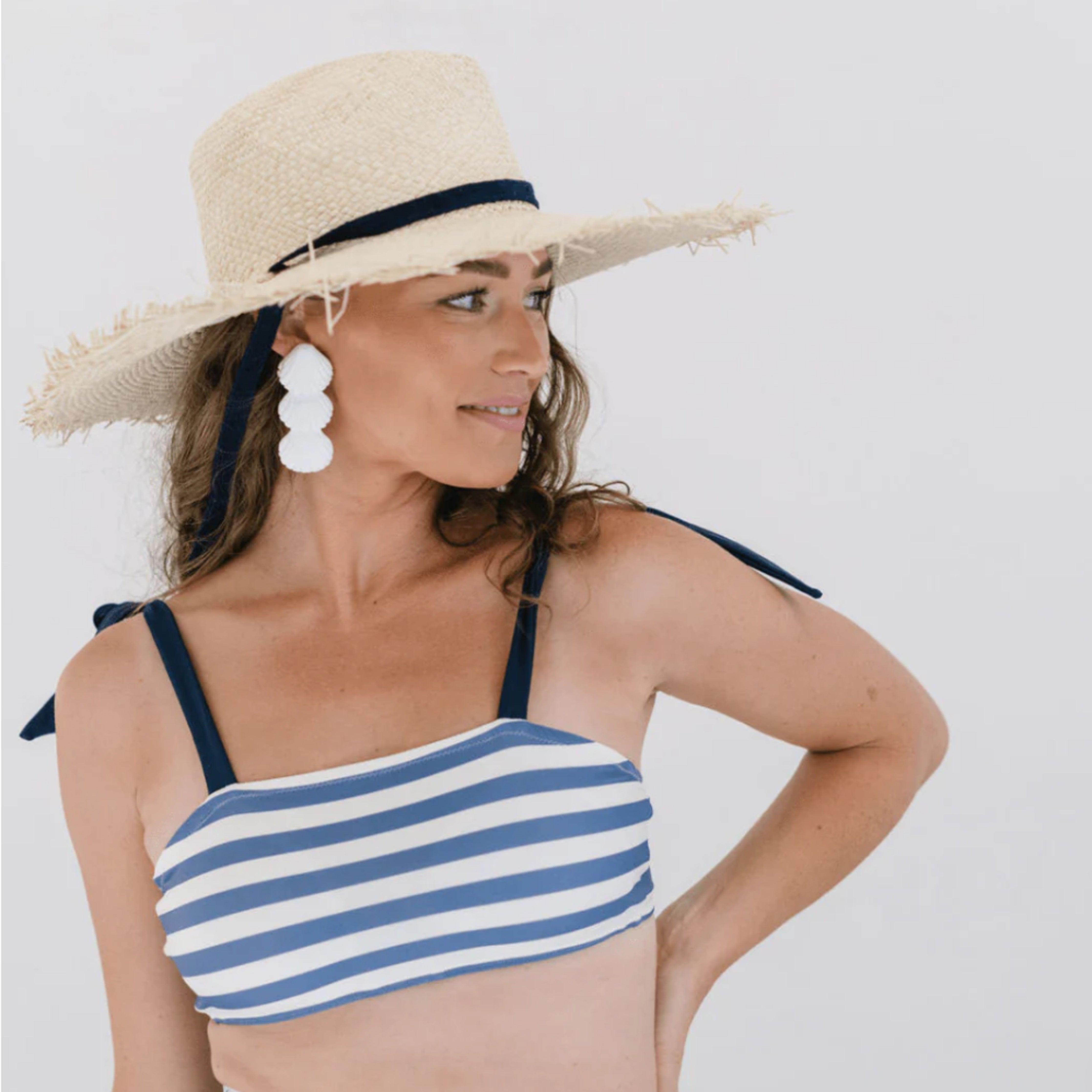 Sunshine Tienda Wide Brim Fringe String Hat