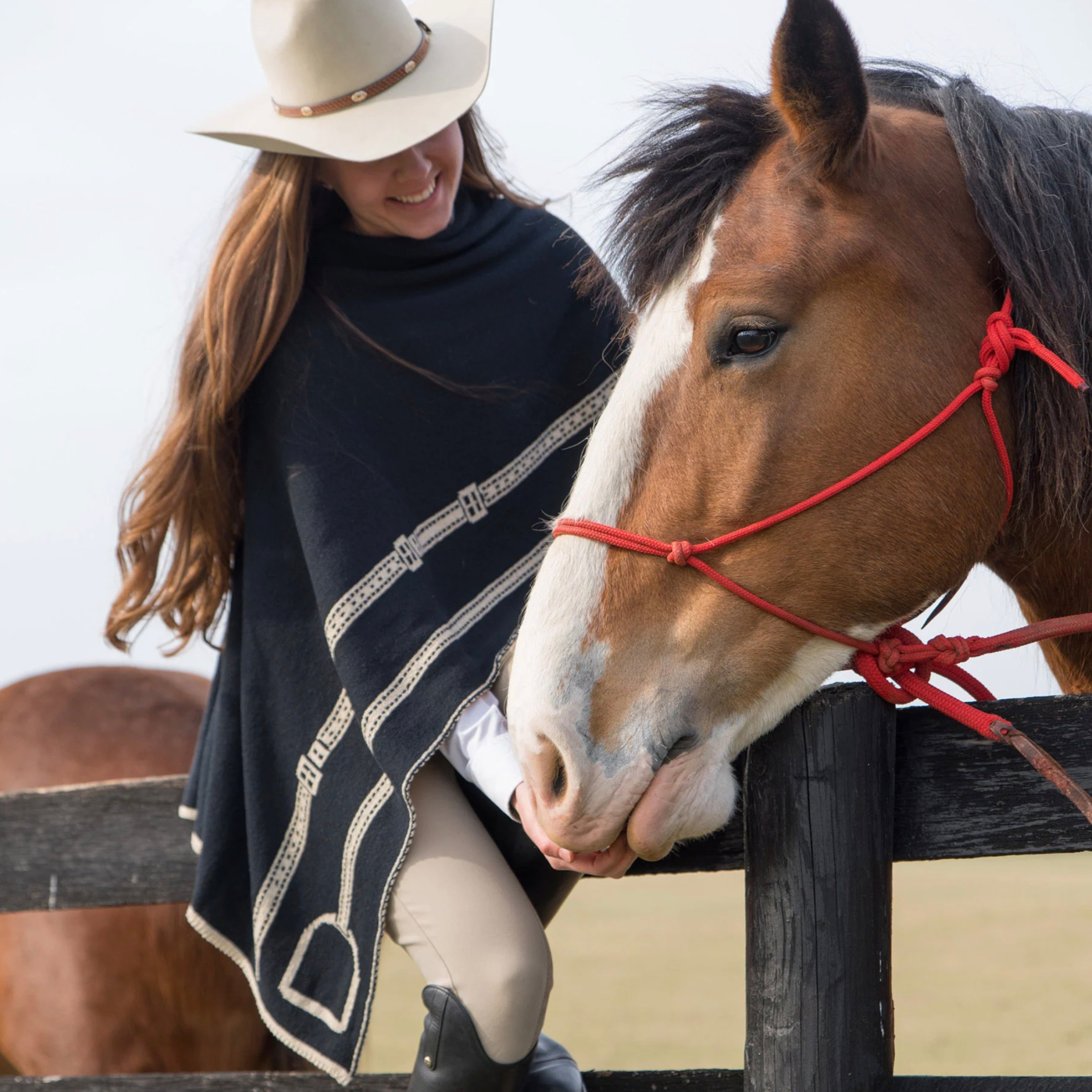 in2Green EQ Poncho