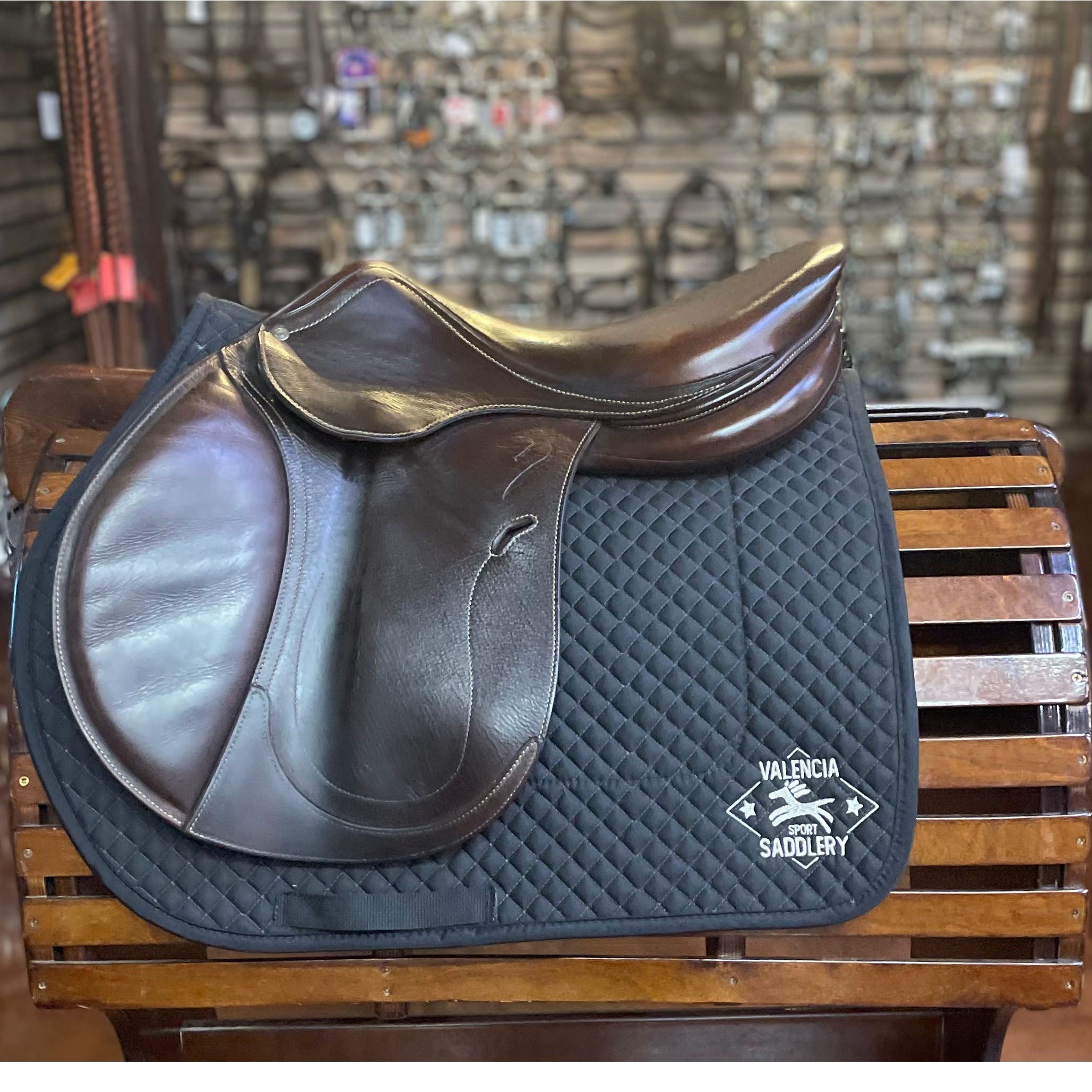 Antares Evolution saddle 17.5" 3AB