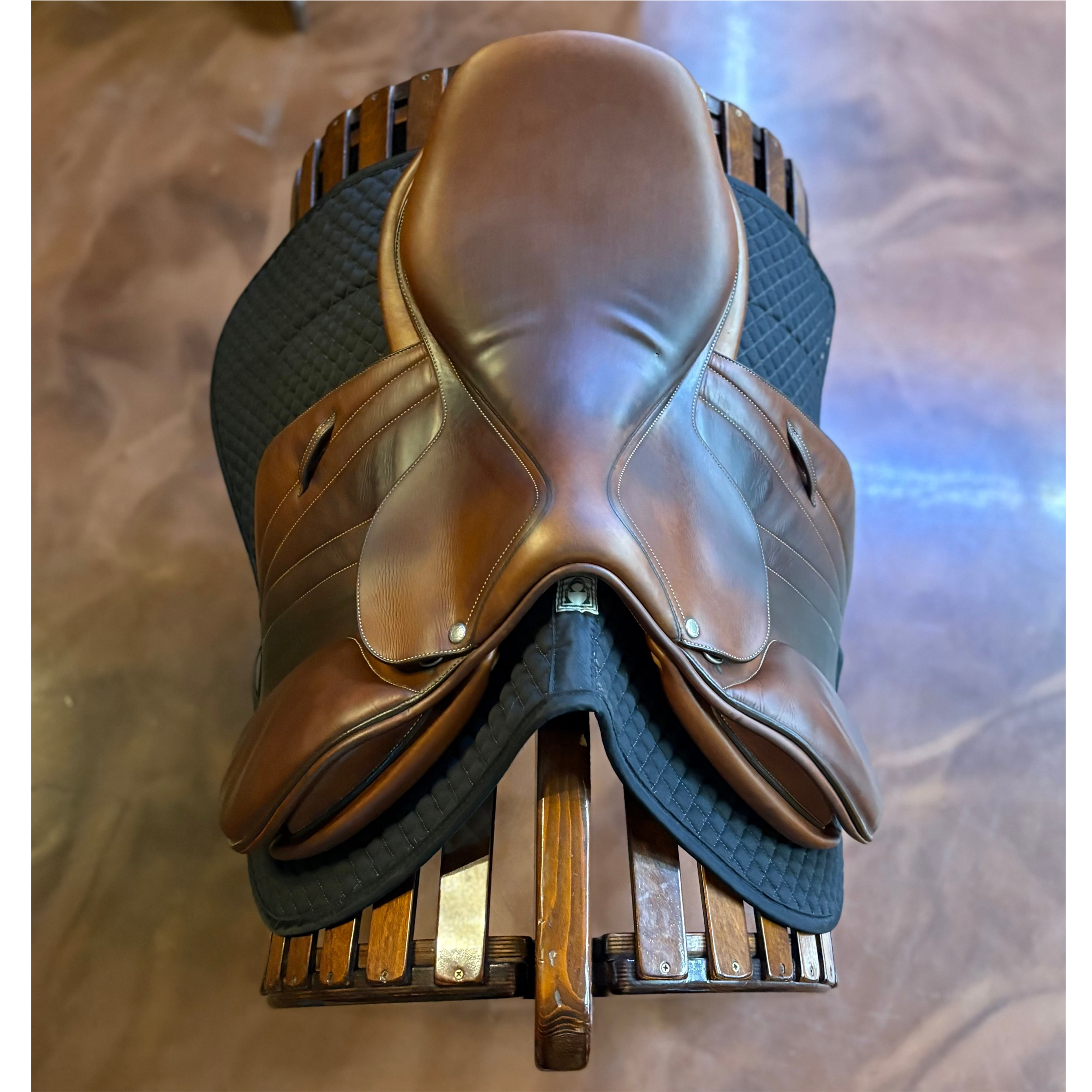 Butet Premium Saddle C17" 2.25