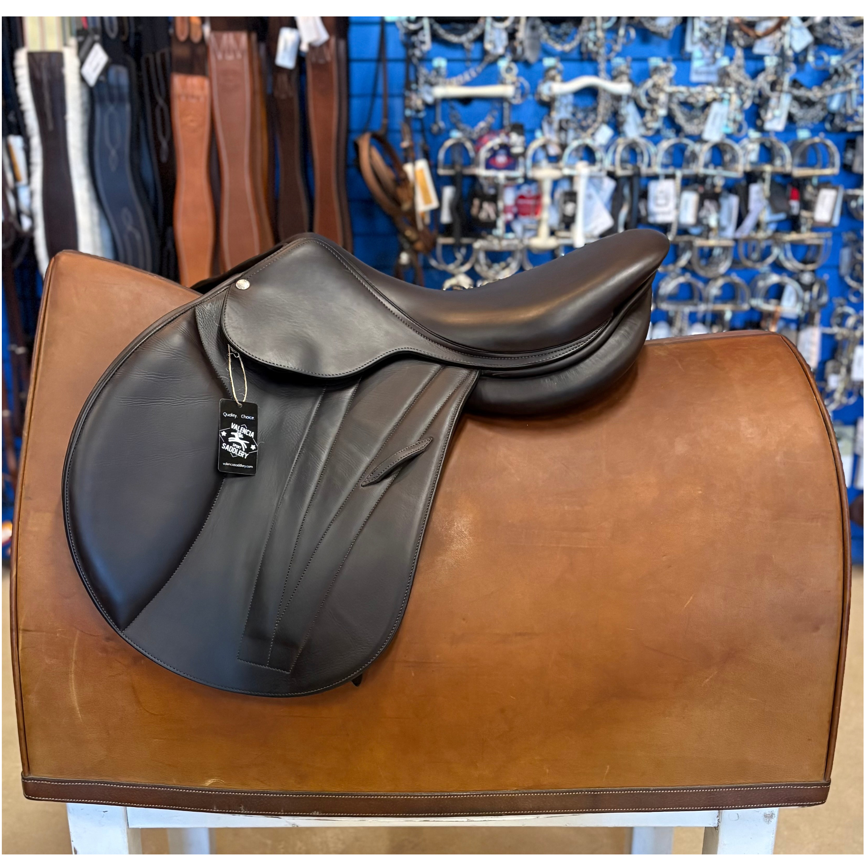 BUTET Premium Saddle P17" 2.25 long