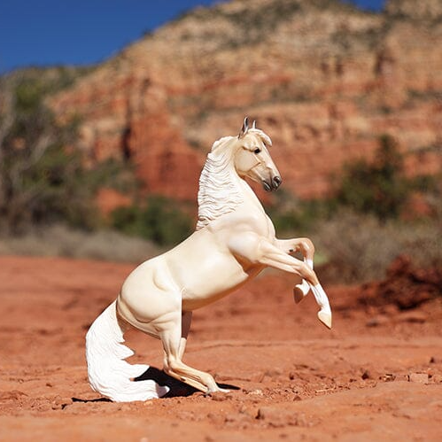 Breyer Cloud Wild Stallion of the Rockies