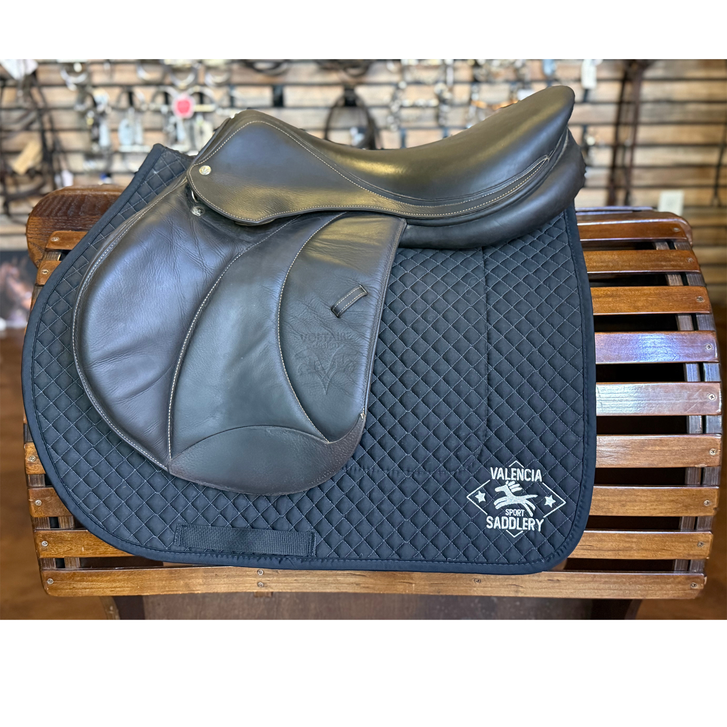 Voltaire Palm Beach Saddle 18" 2A