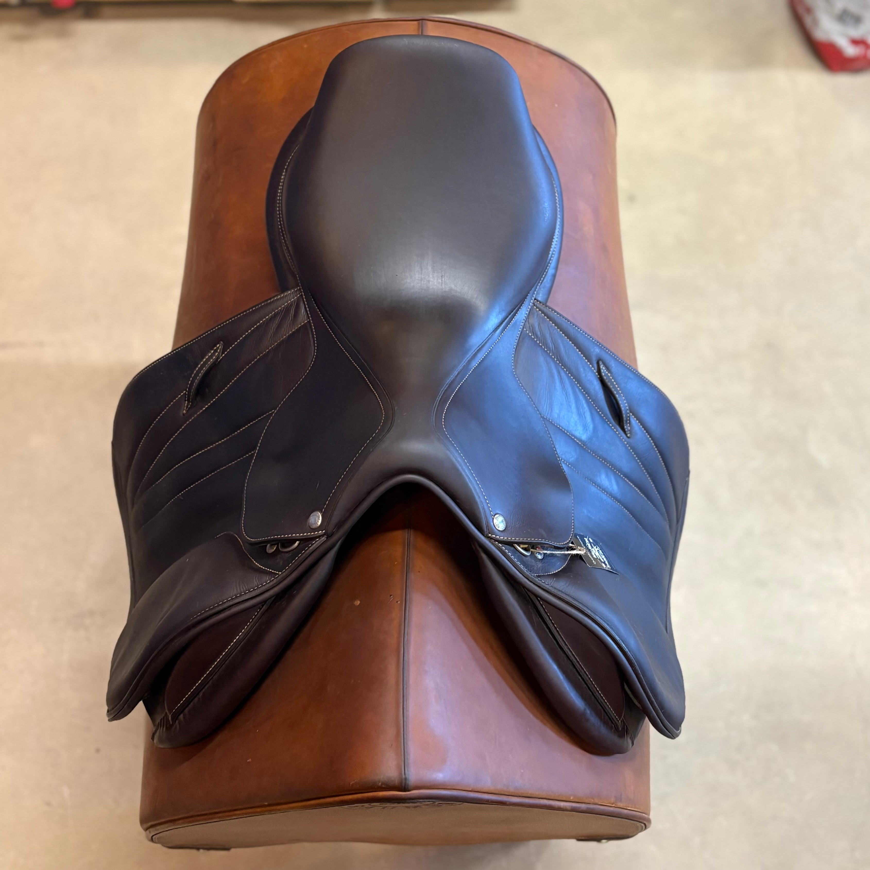 Butet Premium Saddle M17.5", 2.5