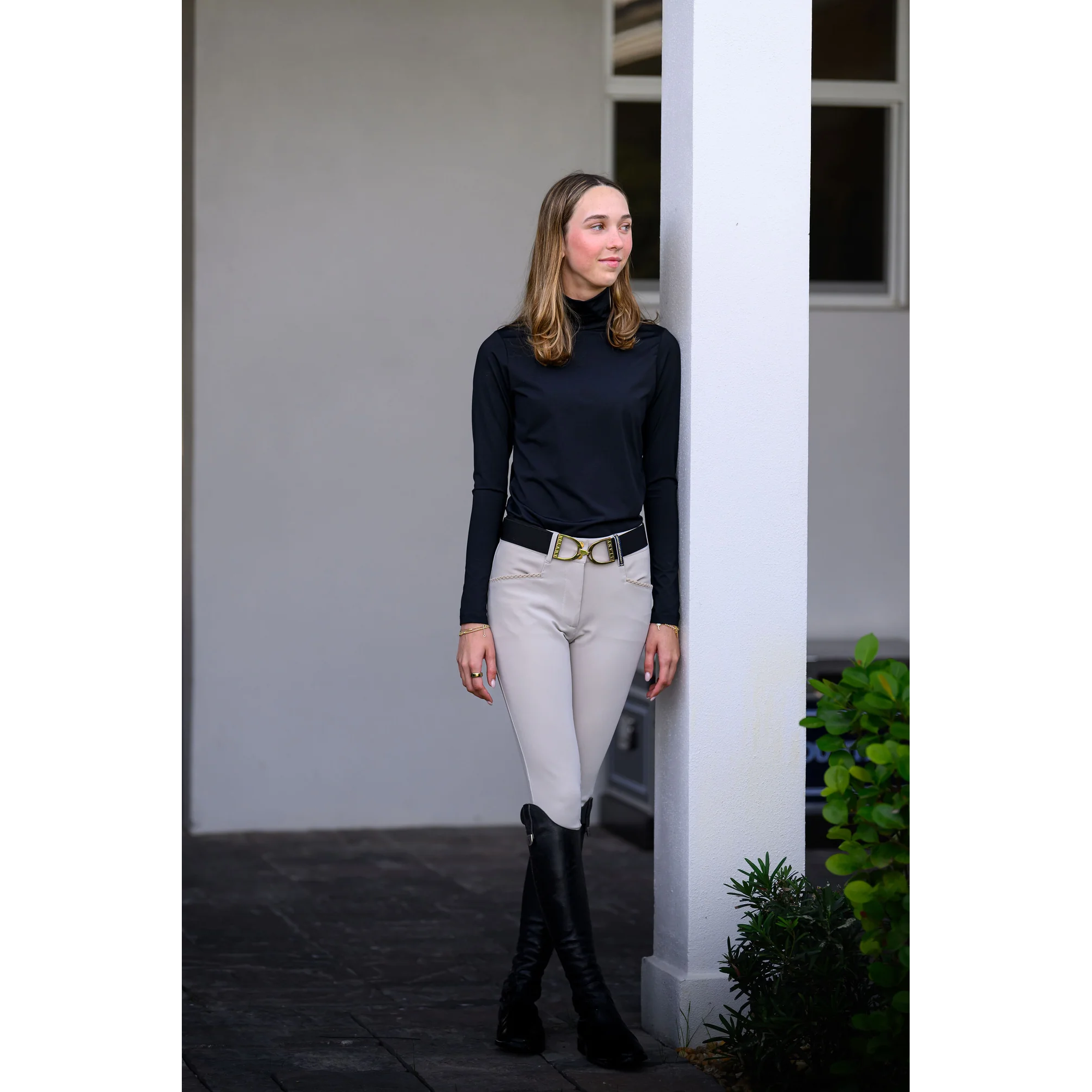 Euphoric OTTO Keyhole Turtleneck