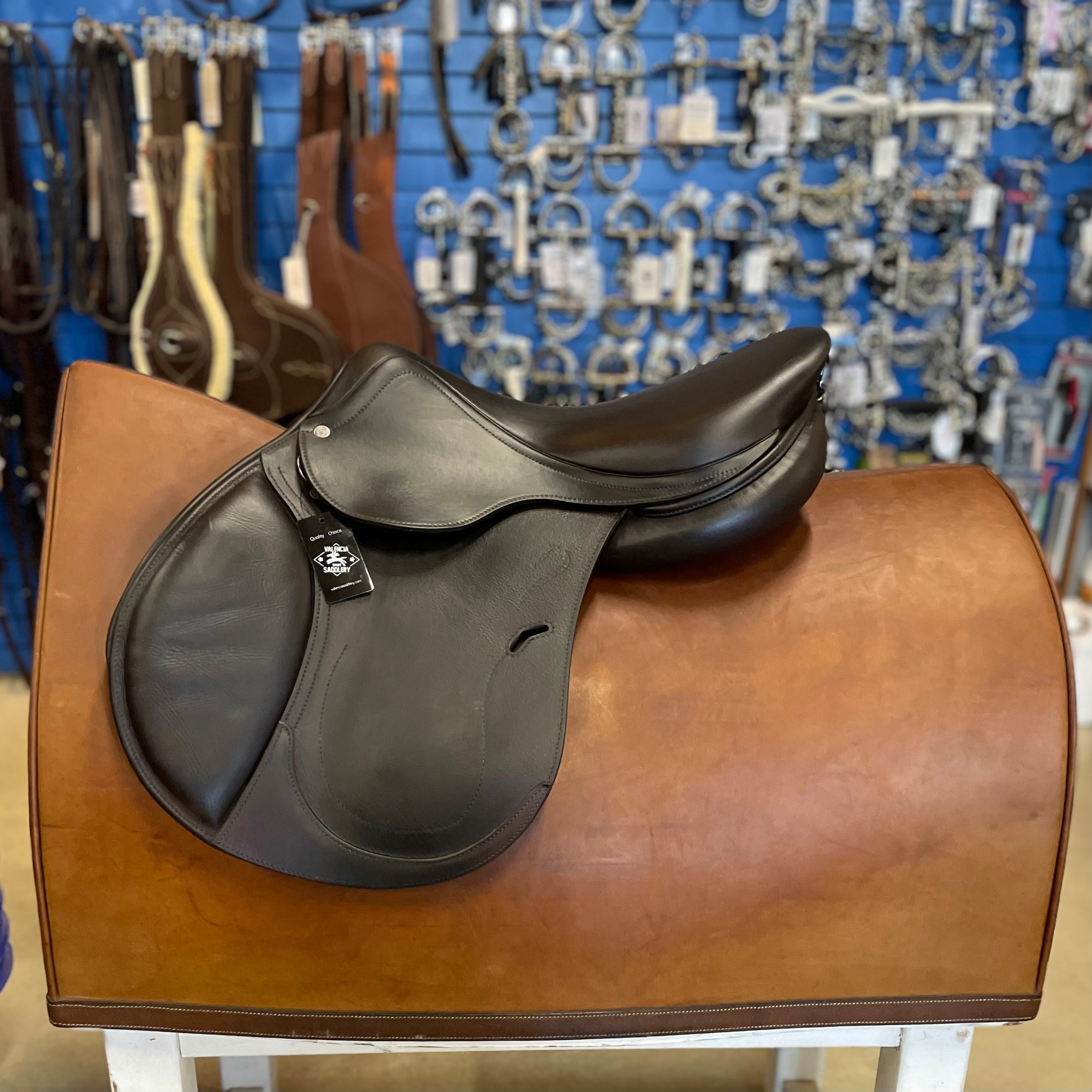 Antares Contact Saddle 17" 1NB