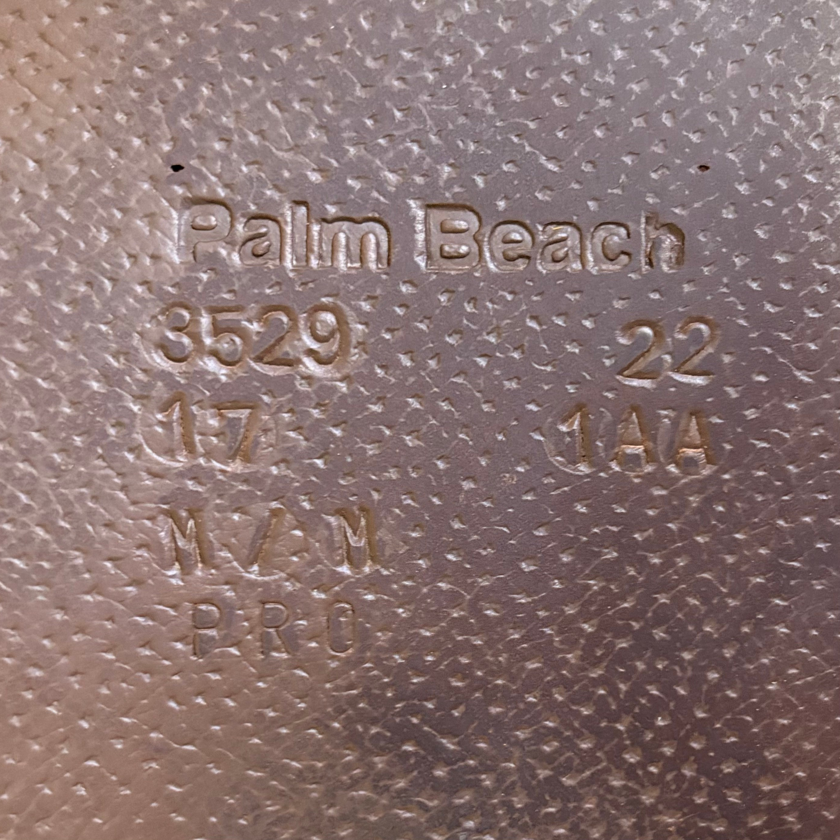 Voltaire Palm Beach saddle 17" 1AA