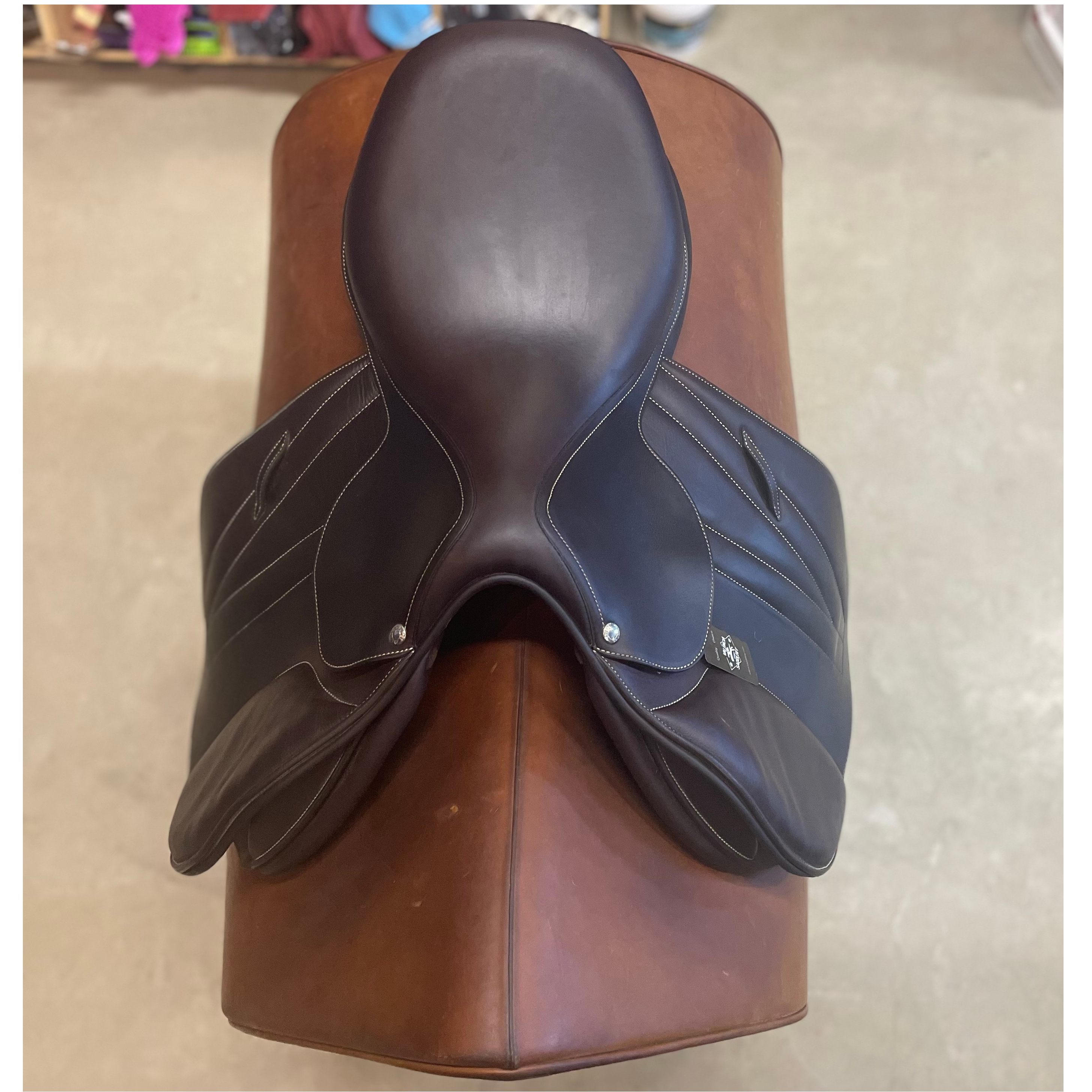 Butet Premium Saddle L18" 2.25 long