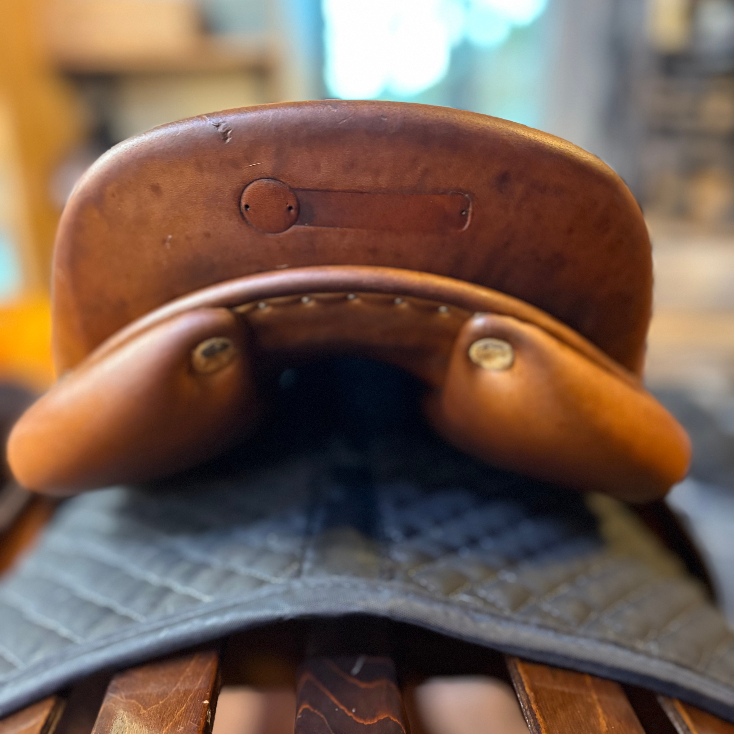 Butet Premium Saddle C17" 2.25