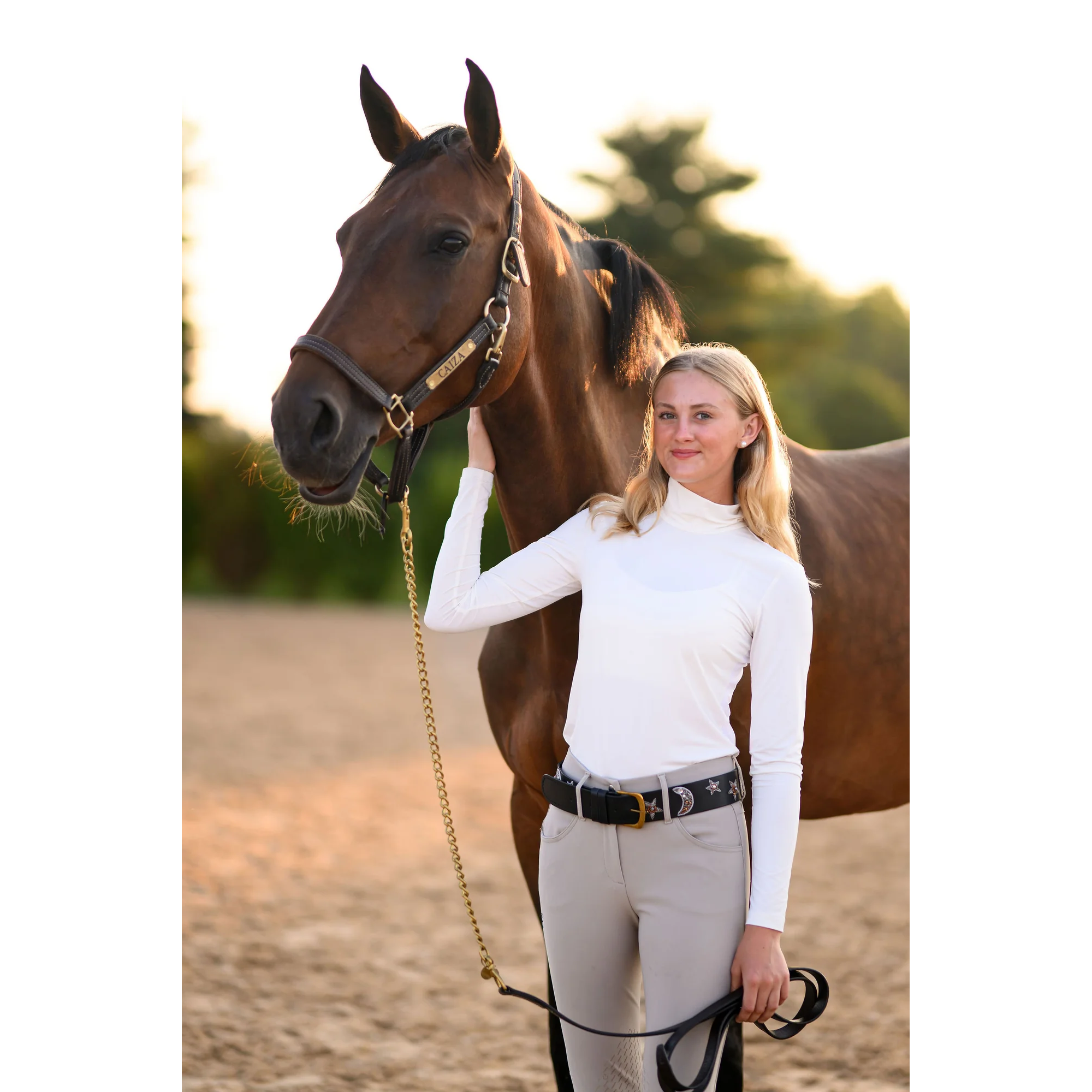 Euphoric OTTO Keyhole Turtleneck