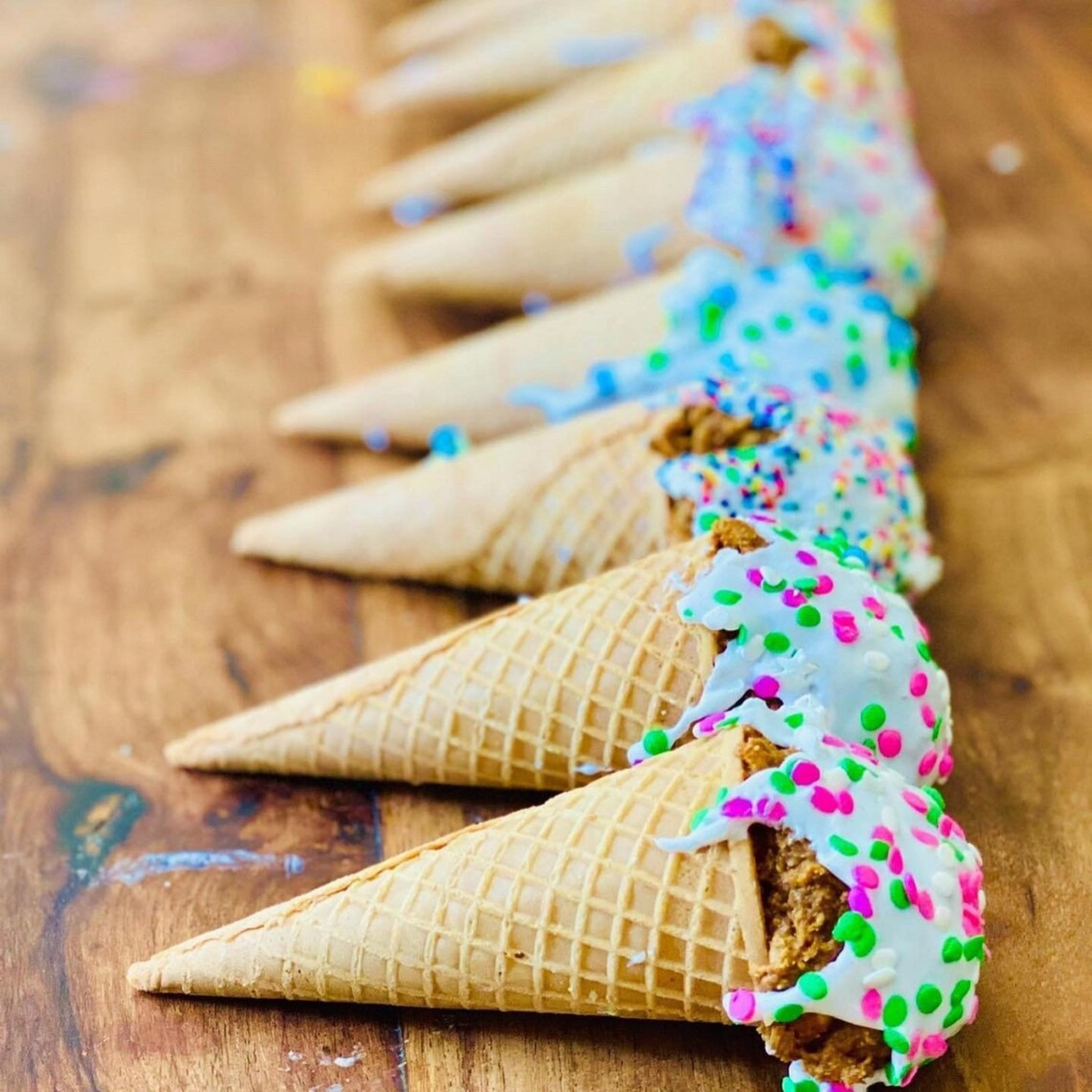 Harlow's Heavenly Horse Treats Ice Cream Cones (large)
